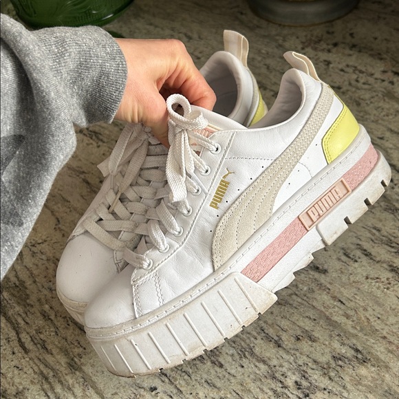 Womens platform puma sneakers 8 - Picture 5 of 11